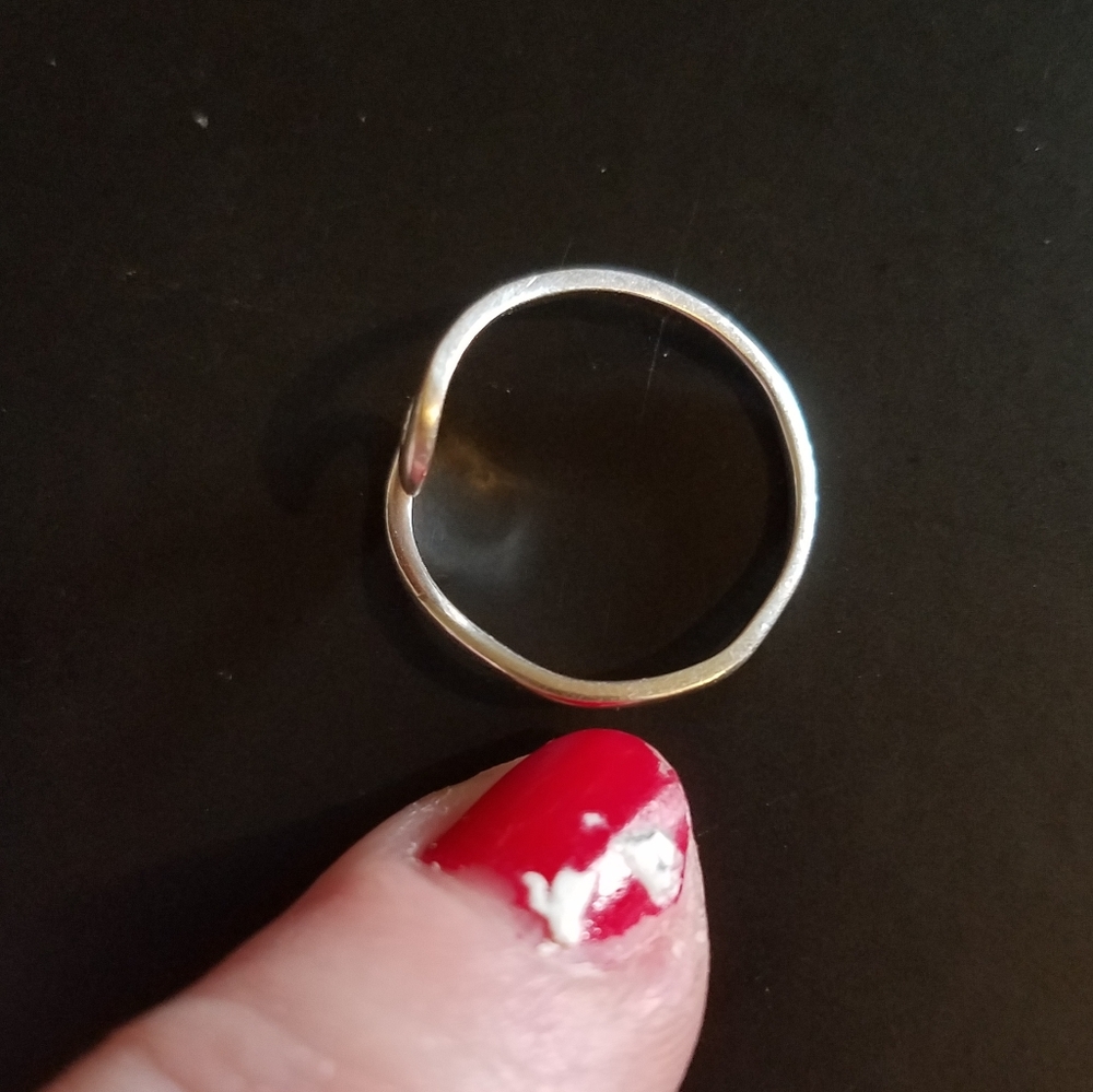 Pura Vida Wave Ring Size 7 Sterling Silver - Picture 6 of 6